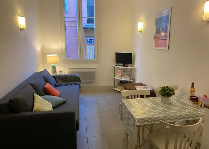 In The Heart Of Old Nice - 2Min. From Cours Saleya And Promenade Des Anglais